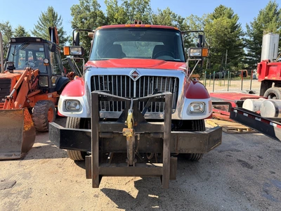 Used 2004 INTERNATIONAL 7400 DT530 4X2 Cab Chassis trucks Michigan US | Miedema Asset Management Group #1340396