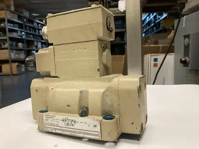 USED VICKERS DG4V-3-2A-M-W-B-40