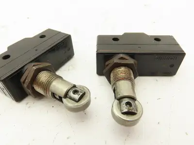 Omron Z-01HQ2255 B Forklift Snap Action Limit Switch Lot of 3