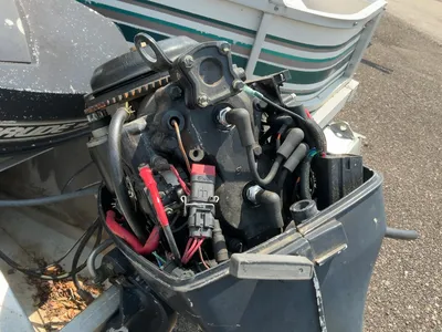 1998 Manitou Unknown 20' Pontoon Boat