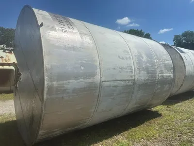 Used _UNKNOWN_ 10,000 Gallon Stainless Steel Tanks New Jersey US | Perry Equipment #123198