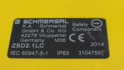 NEW SCHMERSAL ZSD2.1LC SAFETY COMPONENT ZSD21LC