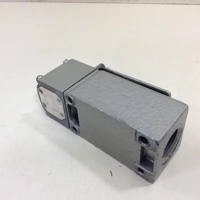 USED TELEMECANIQUE C2JK05