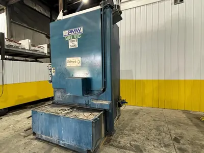 USED PMW 812