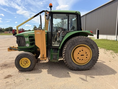 USED JOHN DEERE L06330H659679