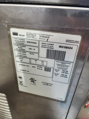 USED Taylor Taylor Shake slush