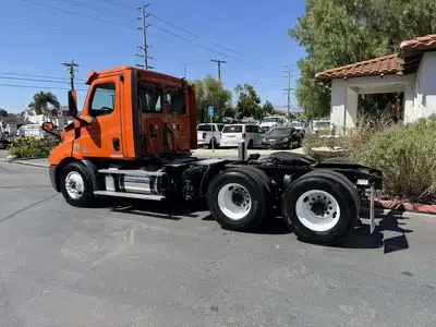Used 2019 FREIGHTLINER T11664ST Conventional trucks California US | Commerce Truck Equipment Sales #1548731