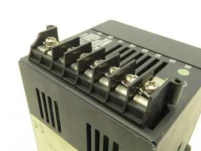 Honeywell UDC2000 Mini-Pro Temperature Controller 120VAC DC200H-0-000-10000-0