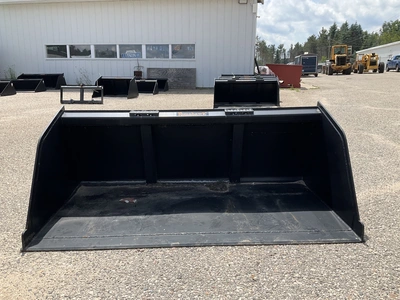 Used TOMAHAWK 72" SNOW/ MULCH BUCKET Skid Steer Buckets Michigan US | Miedema Asset Management Group #1342452