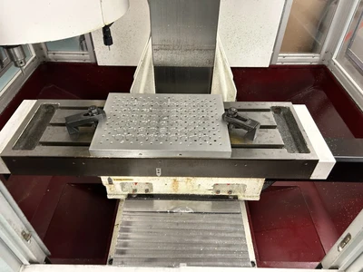 Used FRYER CM-15 Vertical Machining Centers North Dakota US | Machinesused.com #1328203