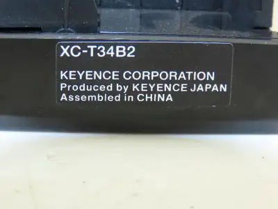 Keyence XC-T34B2 Screw Terminal Flat Cable Connector Conversion Block 125V