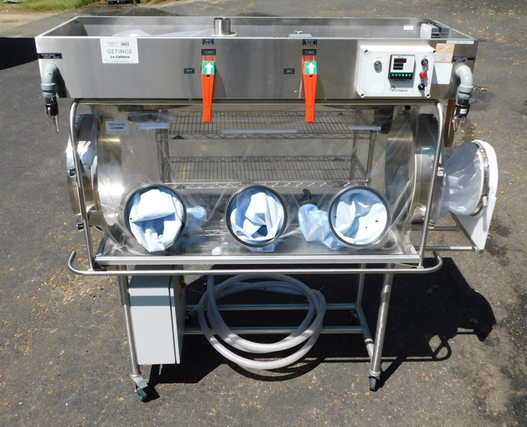 Used GETINGE ISOLATOR S3GP-30131-02 Miscellaneous Laboratory Equipment New Jersey US | Champion Trading Corporation #968026