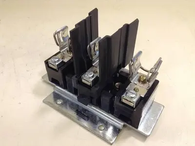 USED ALLEN BRADLEY 1494V-FS30 SER D