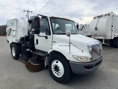 Used 2013 INTERNATIONAL 4000 Street Sweeper North Carolina US | Levan Equipment #1546326