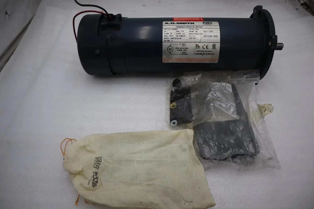 NEW A.O. SMITH D035 ADJUSTABLE SPEED DC DRIVE MOTOR STOCK H1572