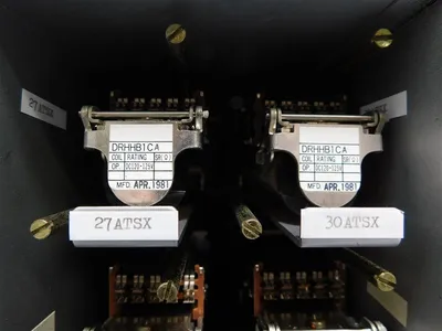 Fuji Electric DRTSA1PB Time Limiting Relay 1-10s Type DQBA2 DRHHB1CA Used