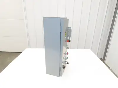 Square D 8538SBG63V80CFF4P1P2TX11 Combination Starter Fusible 30A 600V 3PH 2HP
