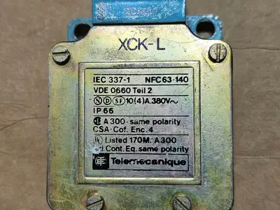 Used TELEMECANIQUE XCK-L Switchgears British Columbia CA | Lenmark #1438301