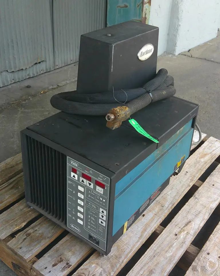 SPC9334  Hot Melt Dispenser Nordson hot melt glue dispenser model 3400V- 1EAV2F