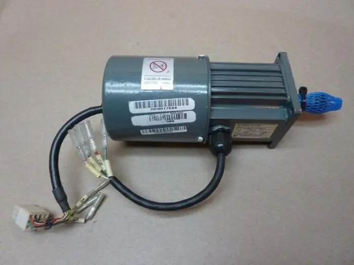 NEW YASKAWA ELECTRIC USASEM-01YRW11
