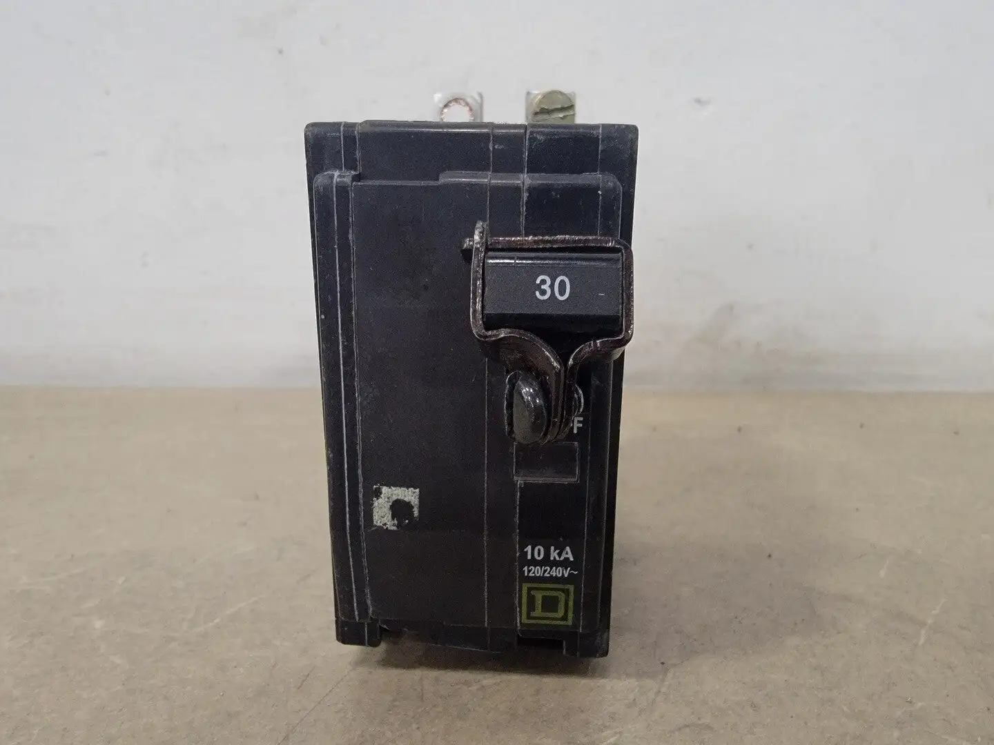 USED SQUARE D QO130