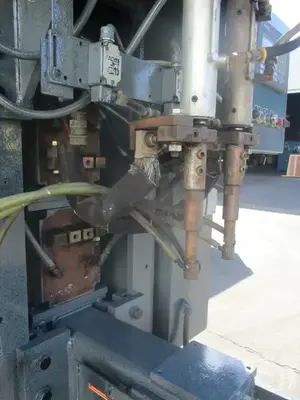 125 KVA Automation Int Inc, dual head spot welder, w/ Allen Bradley control