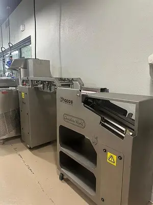 Hacos HML-240S Mold Loader