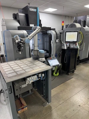 2019 HURCO VM-10I Vertical Machining Centers | Machinery Network (1)