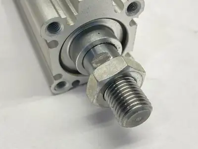 CDQ2G32TN-200DCMZ | SMC  Pneumatic Cylinder 32mm Bore 200mm Stroke - Used
