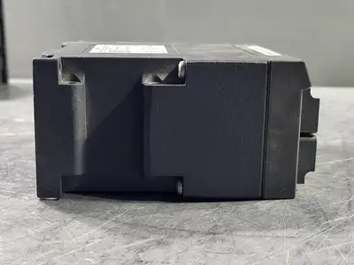 USED SIEMENS 6GK5208-0BA00-2AA3