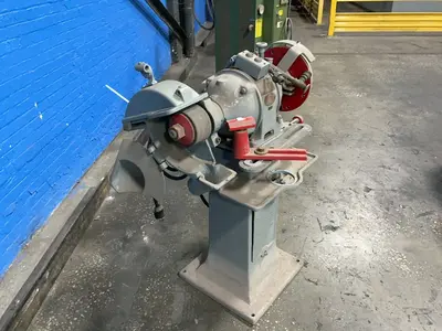 Used U.S ELECTRIC TOOL COMPANY 70 Pedestal Type Grinders (Double End) Ohio US | HGR 24 #1329043