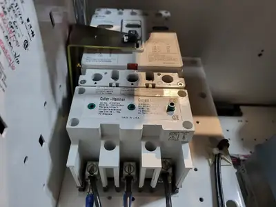 Used EATON SVX015A1-5A4N1 Switchgears British Columbia CA | Lenmark #240103