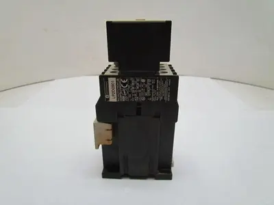 Telemecanique LP2D0901BDREQ3528G20 Contactor Relay 24VDC Coil