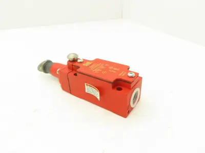 Omron STI ER4017 Emergency Cable Pull Safety Switch 500V/1A 250V/2A 100V/5A