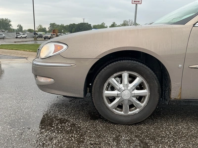 USED 2007 BUICK LACROSSE