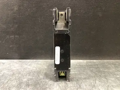 USED CUTLER-HAMMER EHD1020