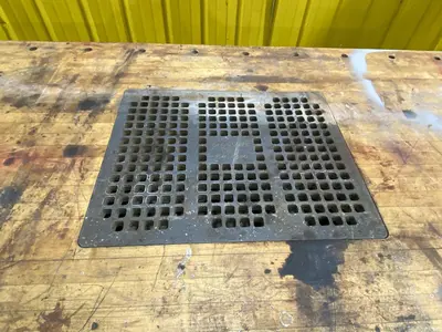 6' X 3' WOODWORK DOWNDRAFT INDUSTRIAL WORK BENCH: STOCK #18944