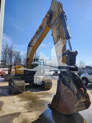 USED 2023 XCMG XE300U