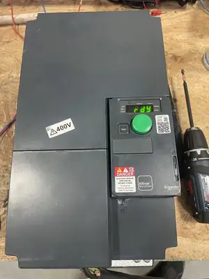 ATV320D11N4C - Schneider Electric - Altivar 320 11kW 380..500V 3-phase 15HP@2a
