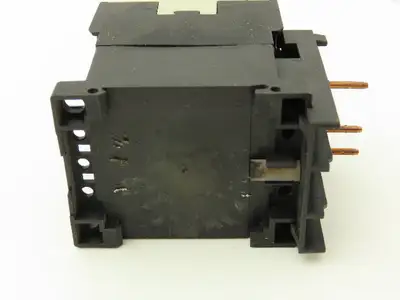 Telemecanique LP1K 0610 BD Contactor Starter Block 20A 600V 3PH 1NO Lot of 8