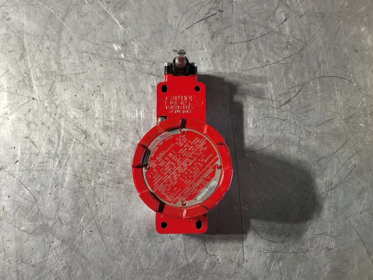 New | in-Stock HONEYWELL GSXC42A Switchgears British Columbia CA | Lenmark #242092