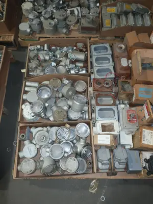 5 PALLETS OF ASSORTED CONDUIT AND CONDUIT FITTINGS, EATON, CROUS HINDS, SQUARE D