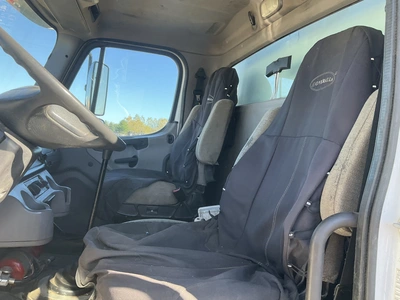 Used 2017 FREIGHTLINER GLIDER KIT Box trucks Michigan US | Miedema Asset Management Group #1579188