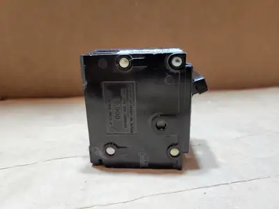 USED CUTLER-HAMMER BR215