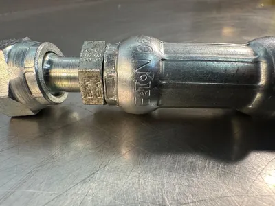 Eaton Swivel Hydraulic Hose Fitting 06U-S66 + Sae100r16 (4C-37)
