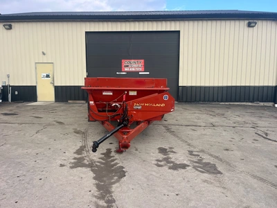 NEW HOLLAND 185 Manure Spreader | County Equipment Company LLC (2)