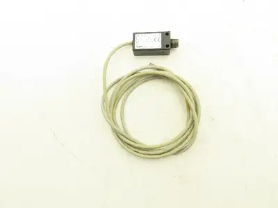 SMC ISE2-01-15L Pressure Switch 12-24VDC 1/8" NPT 0-1Mpa 0-145psi