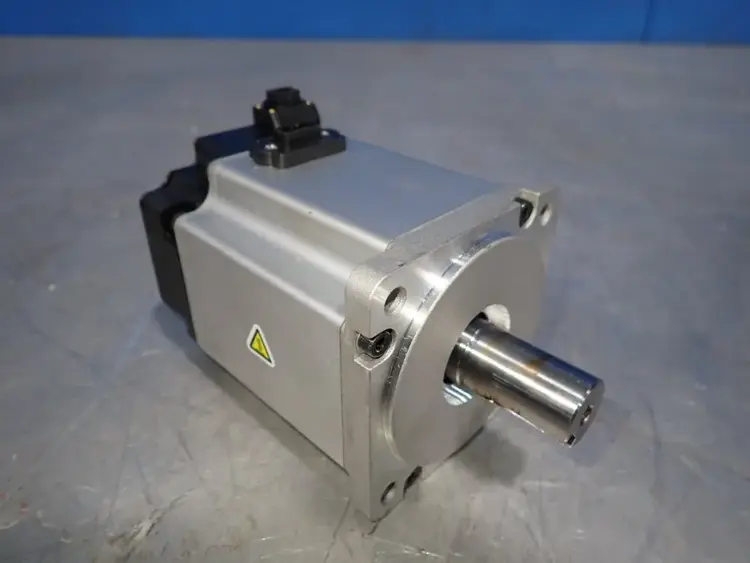 Used OMRON R88MK75030TS2 Servo Motors | HGR 24 #730874