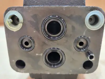 New | in-Stock VICKERS XG-03-1F-30 Valves/Fittings British Columbia CA | Lenmark #1440725