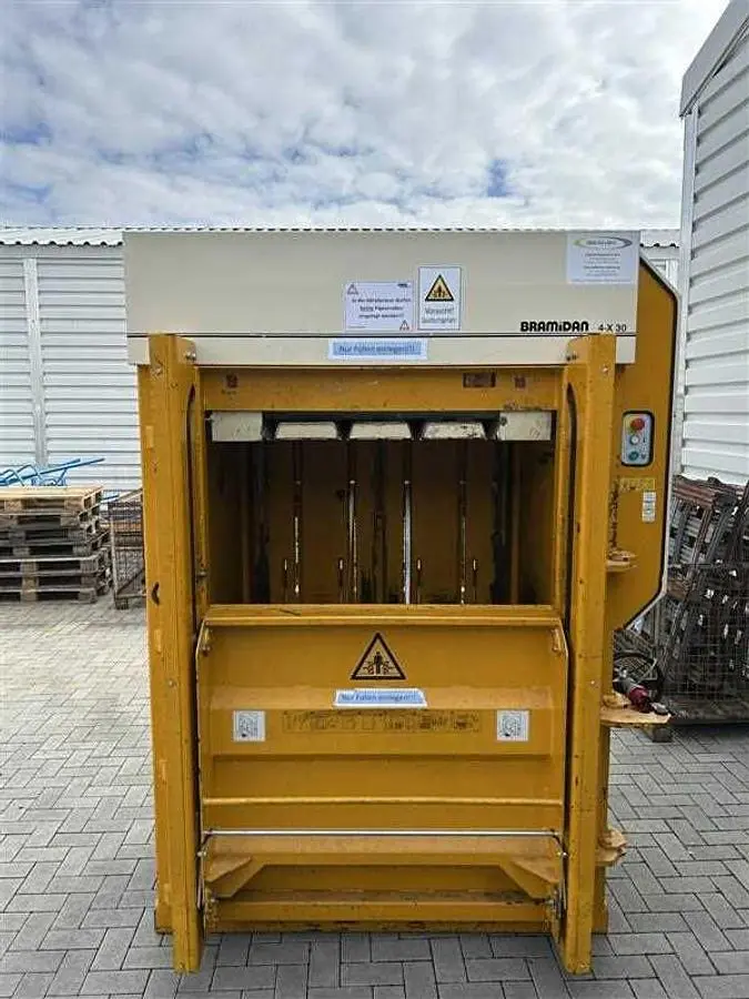 USED 2008 BRAMIDAN 4-X 30